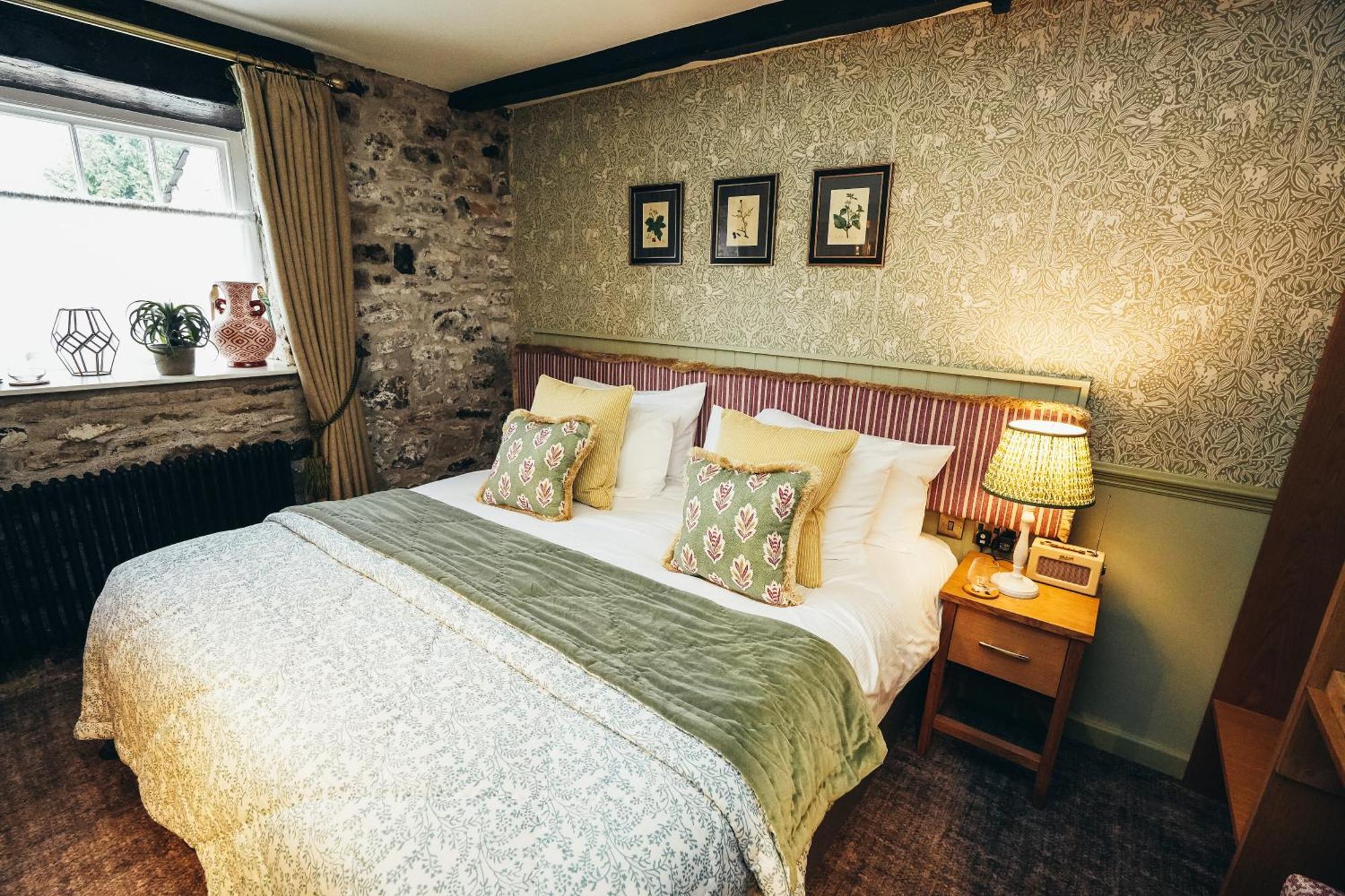 Hotel The Ashford Arms Exteriér fotografie